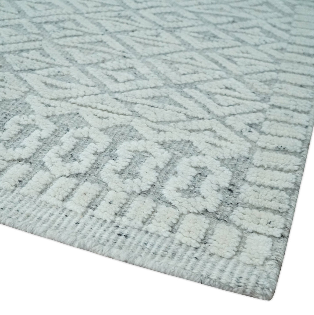 Contemporary 8x10 carved pattern Ivory and Gray hand knotted wool rug - The Rug Decor