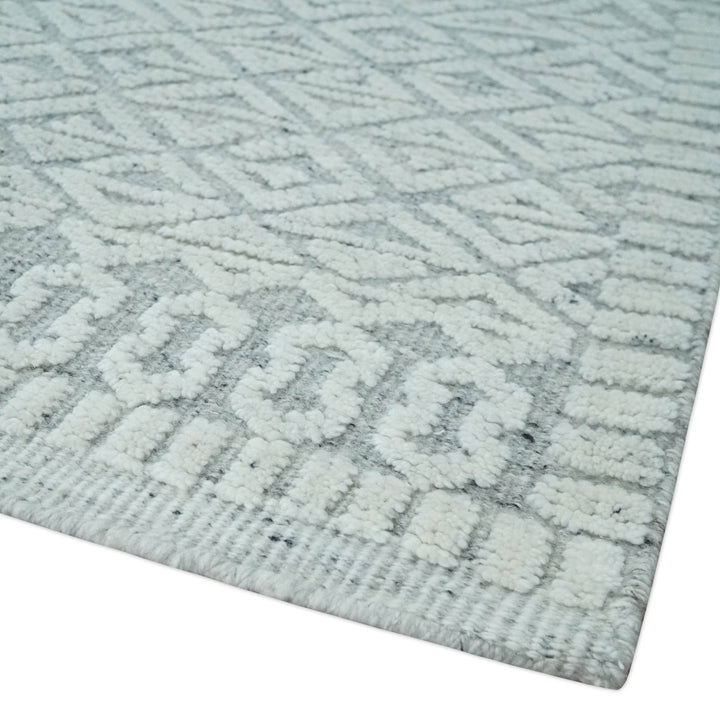 Contemporary 8x10 carved pattern Ivory and Gray hand knotted wool rug - The Rug Decor