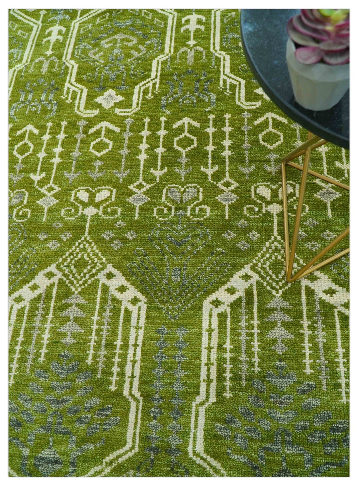 Contemporary Design Green And Beige Hand Knotted 8x10 Wool Area Rug - The Rug Decor