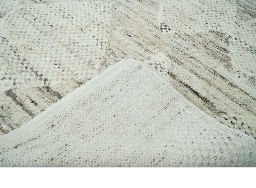 Contemporary Woolen Ivory and Brown 8.4x10.5 hand knotted Geometrical Area rug - The Rug Decor