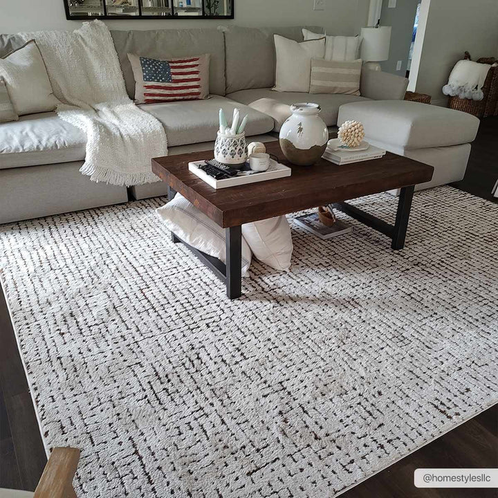 Cream & Black Grid Plush Rug - The Rug Decor