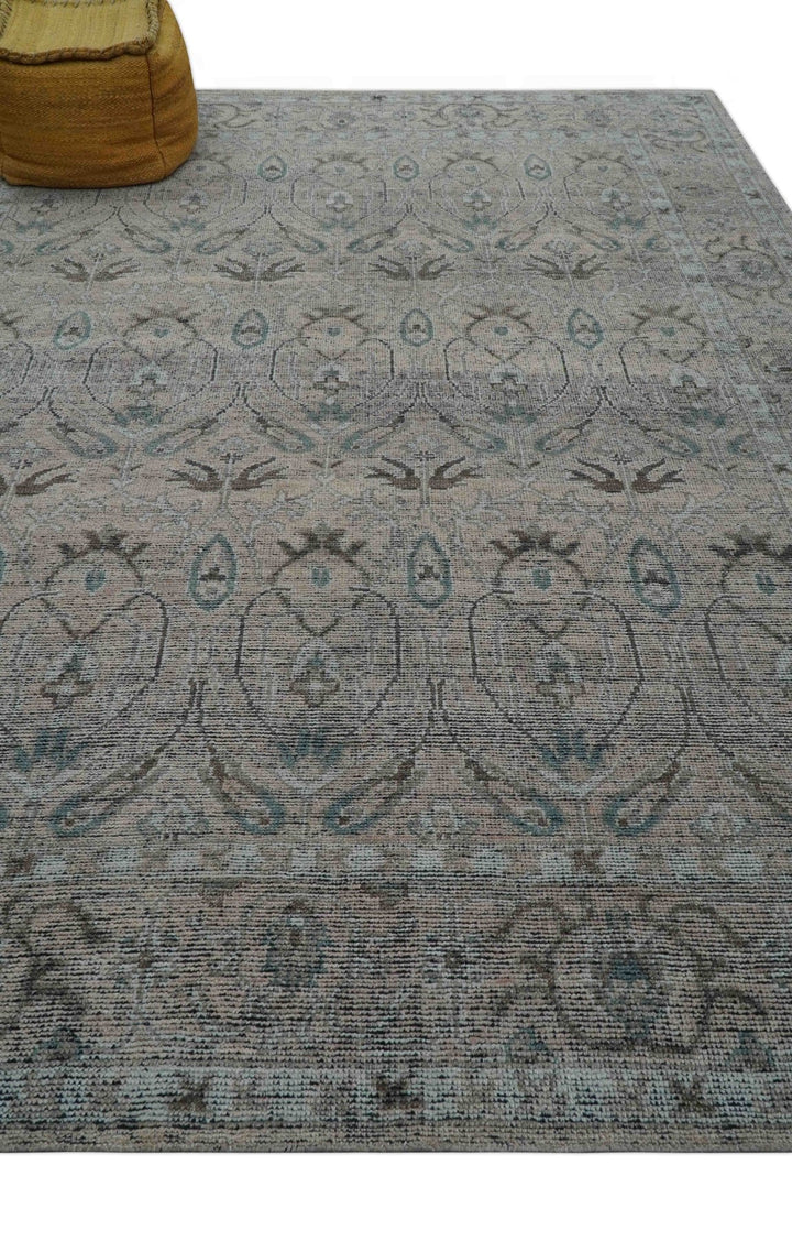 Crown Custom Made Traditional Design Pink Hand Knotted Wool Rug - The Rug Decor