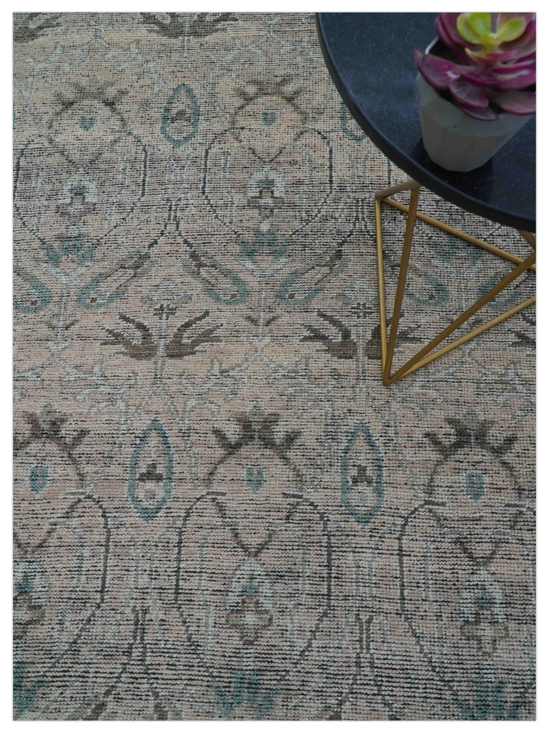 Crown Custom Made Traditional Design Pink Hand Knotted Wool Rug - The Rug Decor