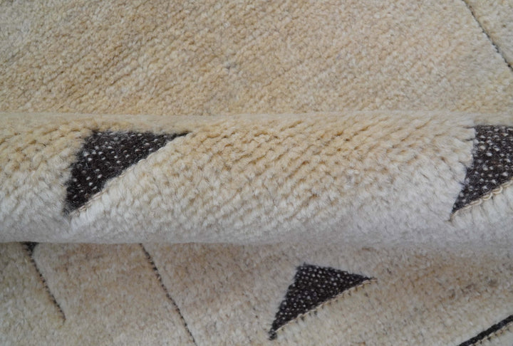 Custom Made Contemporary Design Black And Beige Hand knotted wool Area Rug - The Rug Decor