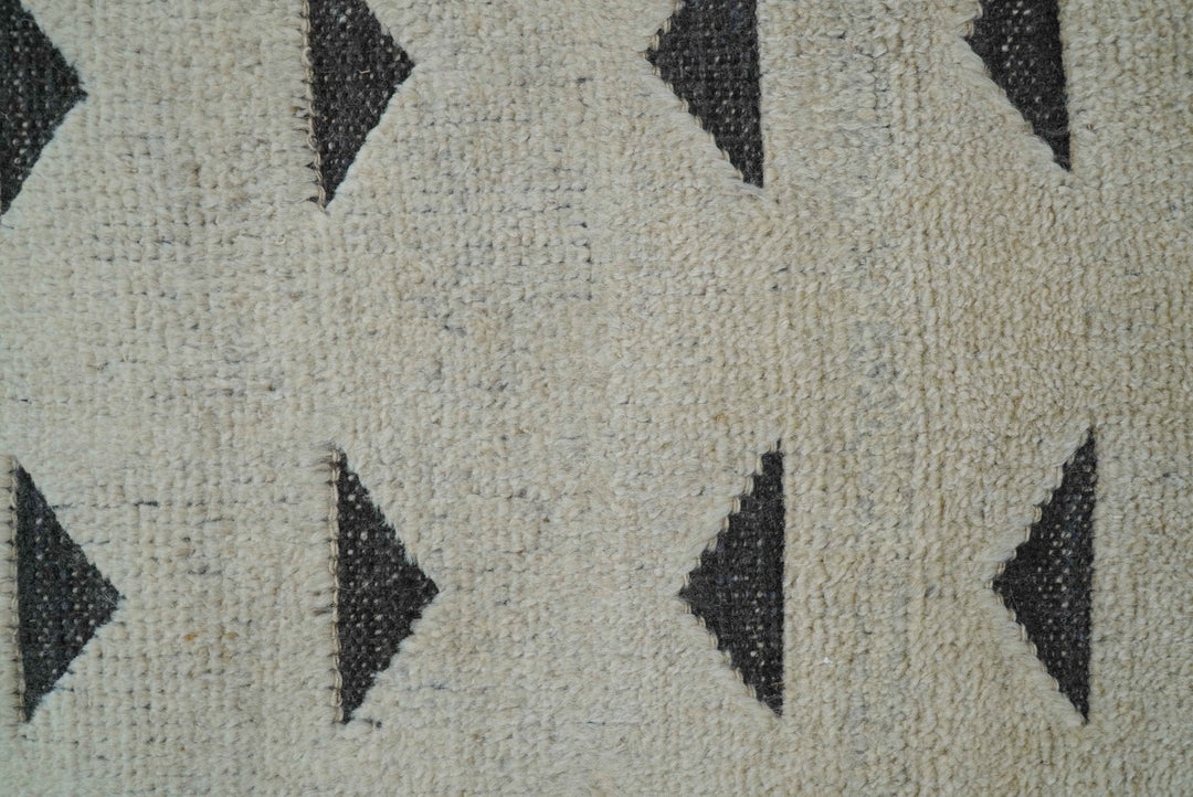 Custom Made Contemporary Design Black And Beige Hand knotted wool Area Rug - The Rug Decor