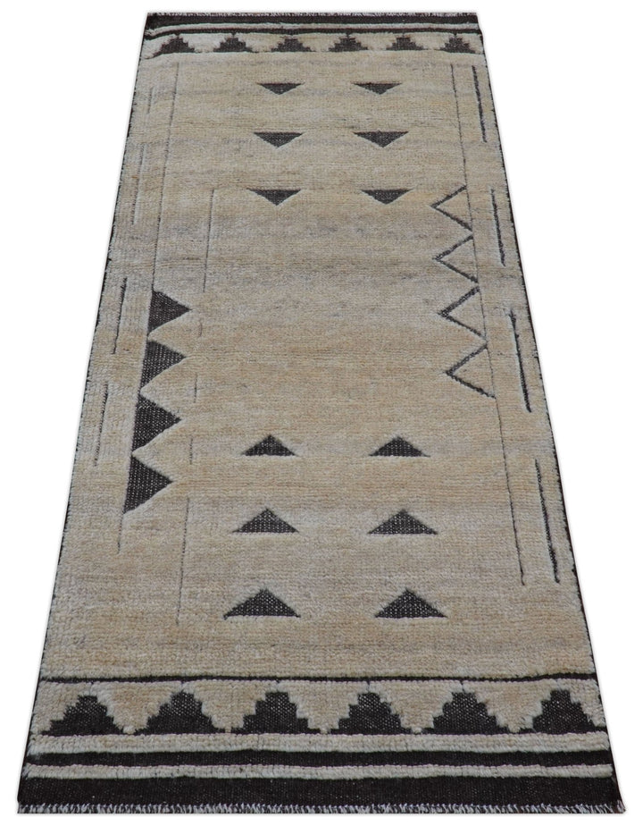 Custom Made Contemporary Design Black And Beige Hand knotted wool Area Rug - The Rug Decor