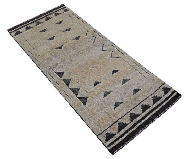 Custom Made Contemporary Design Black And Beige Hand knotted wool Area Rug - The Rug Decor