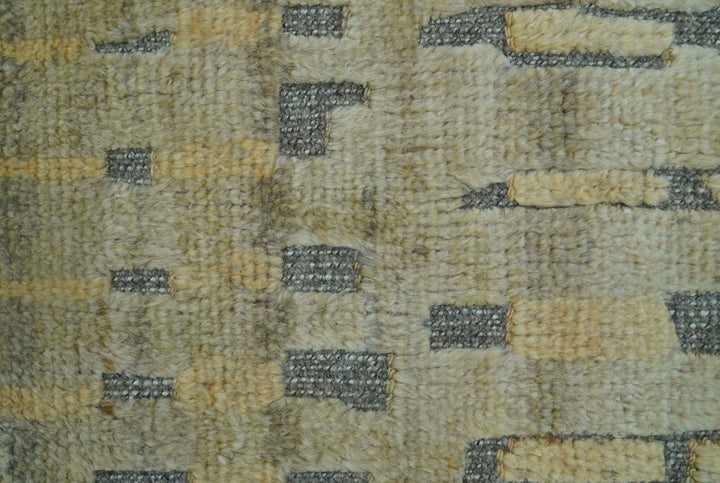 Custom Made Contemporary Design Gray And wheat Hand knotted wool Area Rug - The Rug Decor