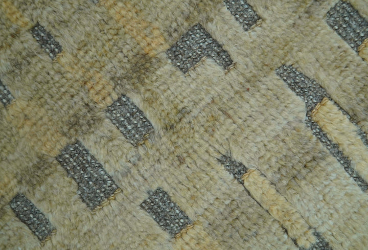 Custom Made Contemporary Design Gray And wheat Hand knotted wool Area Rug - The Rug Decor