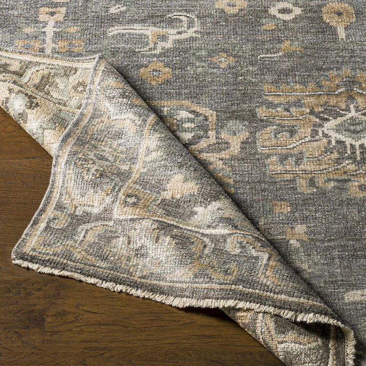 Dallas Gray Traditional Floral Design Hand Knotted Area Rug