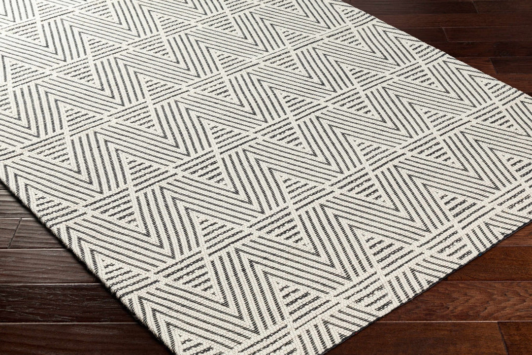 Dawid Modern chevron Ivory And Black Wool Area Rug - The Rug Decor