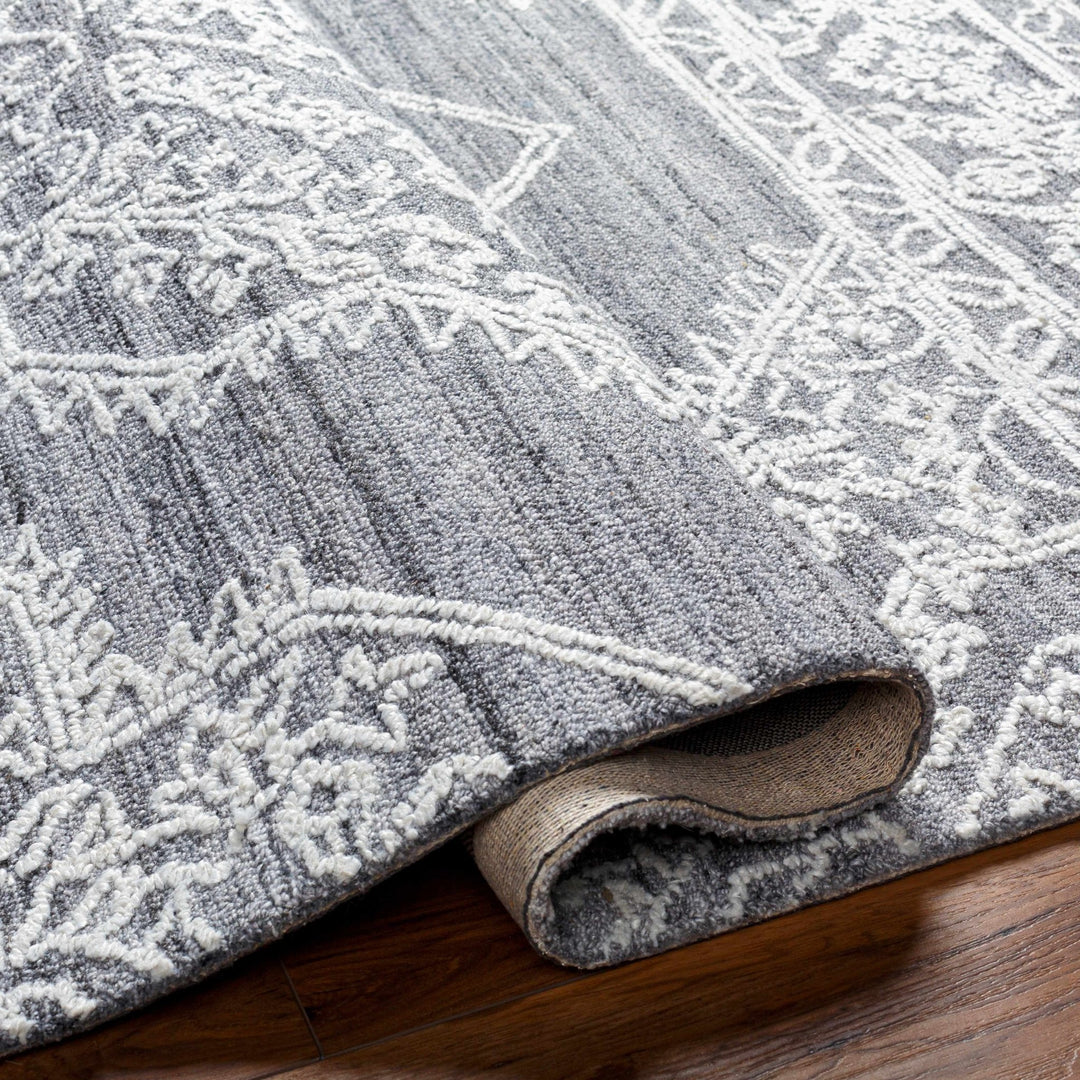 Denae Traditional Gray And White Area Rug - The Rug Decor