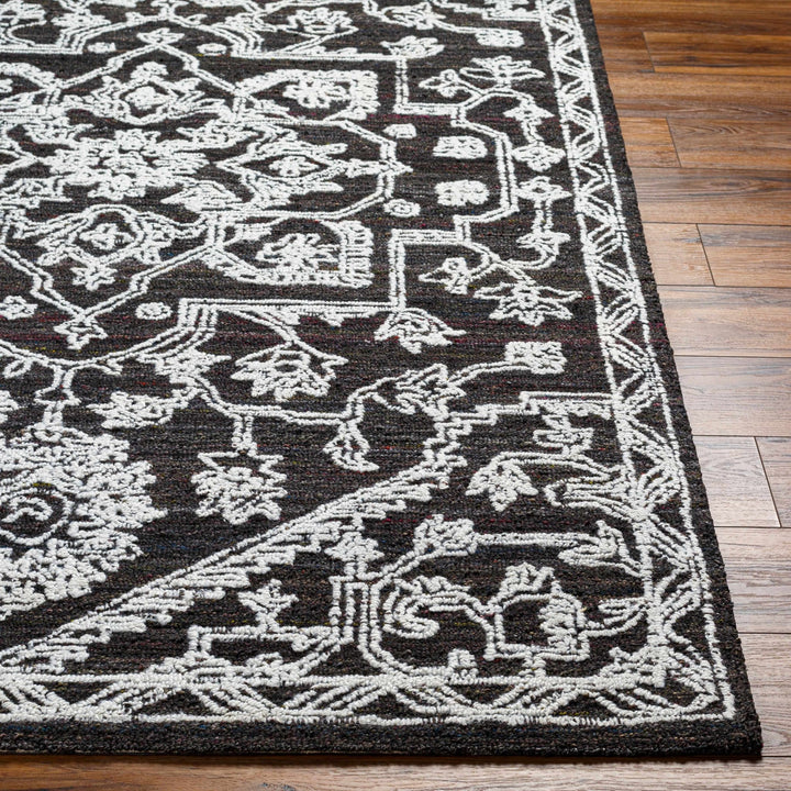Derya Traditional Black And White Area Rug - The Rug Decor