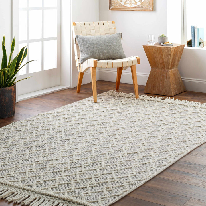 Diata Contemporary Trellis Ivory & Black Hand Woven Wool Rug - The Rug Decor