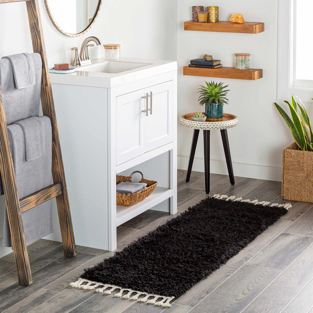 Mampurog Black Modern Solid Design Rug