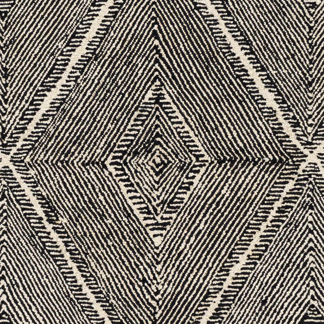 Dimbulah Contemporary Geometrical Black And Cream Rug - The Rug Decor