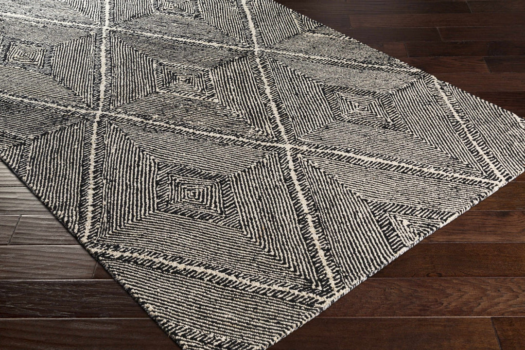Dimbulah Contemporary Geometrical Black And Cream Rug - The Rug Decor