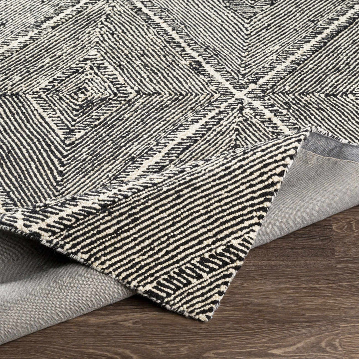 Dimbulah Contemporary Geometrical Black And Cream Rug - The Rug Decor