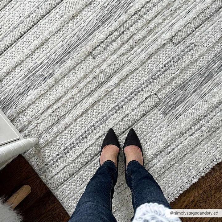 Dishman Contemporary Style Gray Rug - The Rug Decor