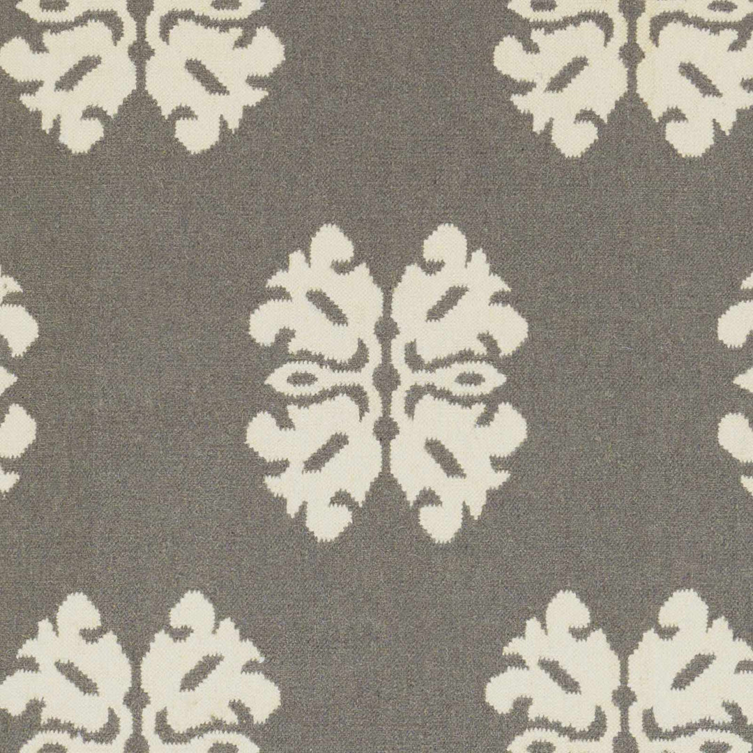 Dillsboro Contemporary Style Gray And Ivory Hand Woven Area Rug