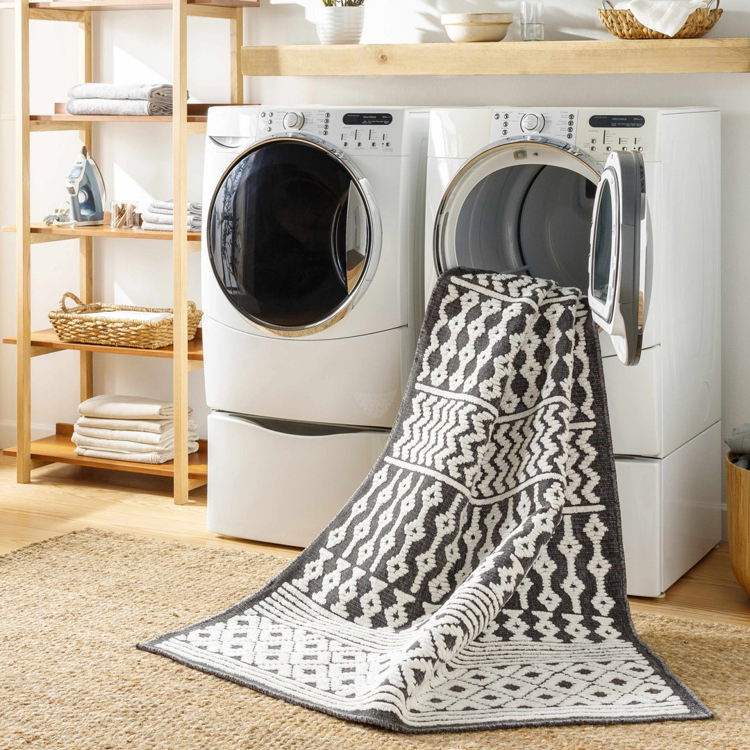 Drago Contemporary Charcoal And White Washable Rug - The Rug Decor