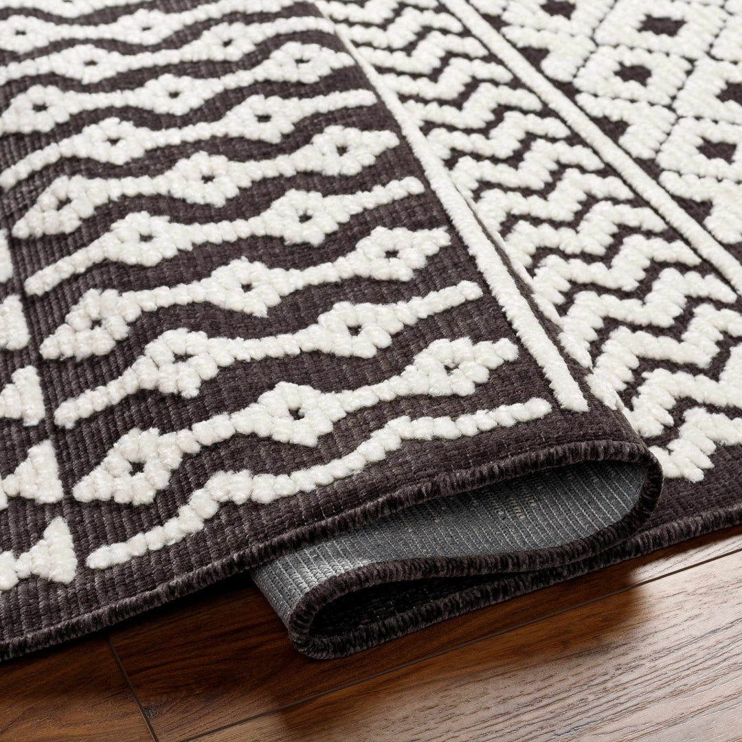 Drago Contemporary Charcoal And White Washable Rug - The Rug Decor