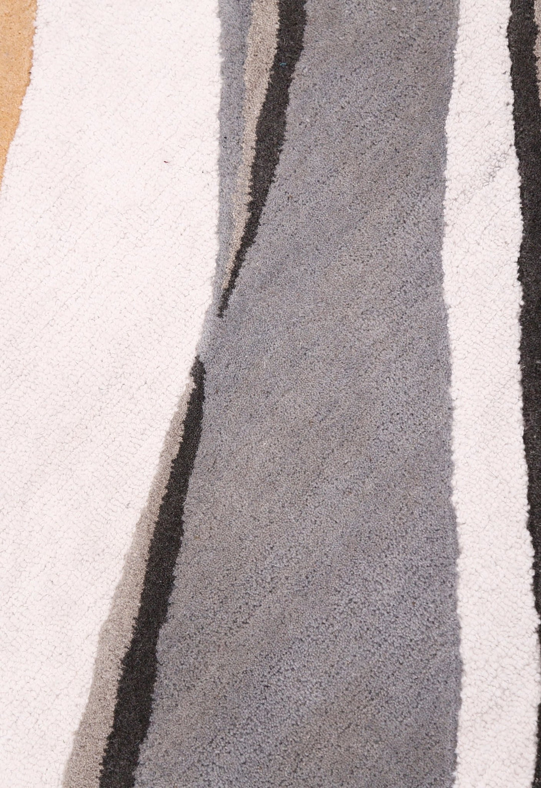 Drifted Ribbon Gray Hand Tufted 5x8 Wool Area Rug - The Rug Decor