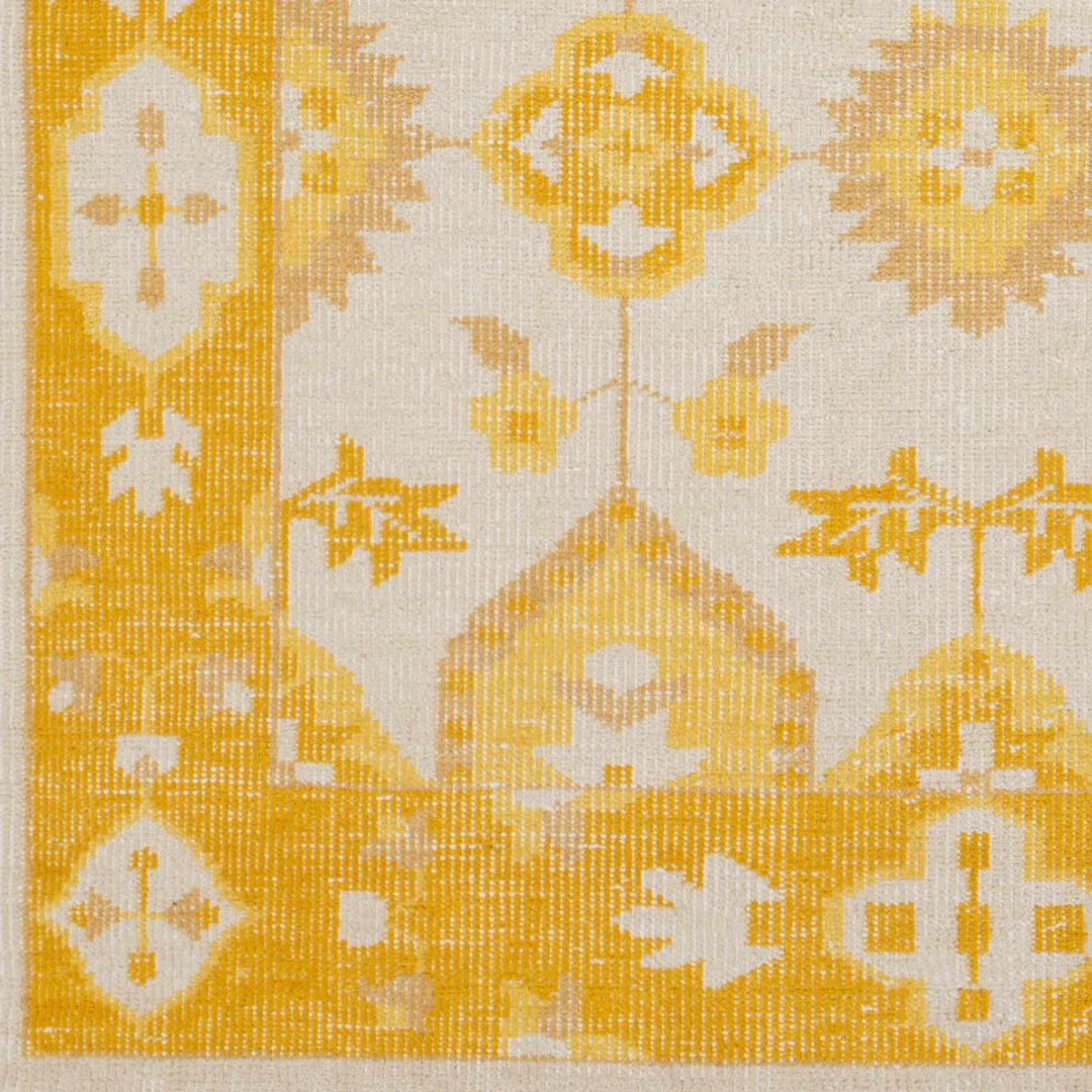 Drytown Traditional Style Mustard And Ivory Area Rug - The Rug Decor