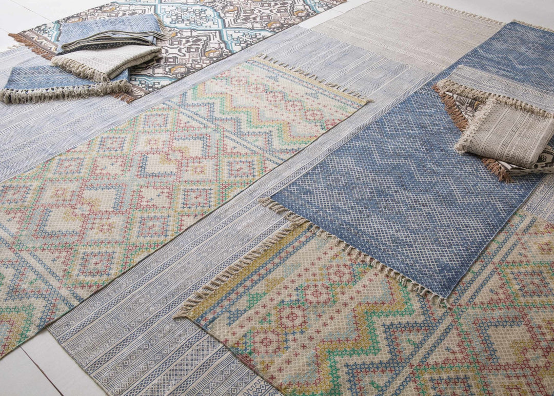 Durbin Modern Style Ivory Hand Woven Cotton Area Rug - The Rug Decor