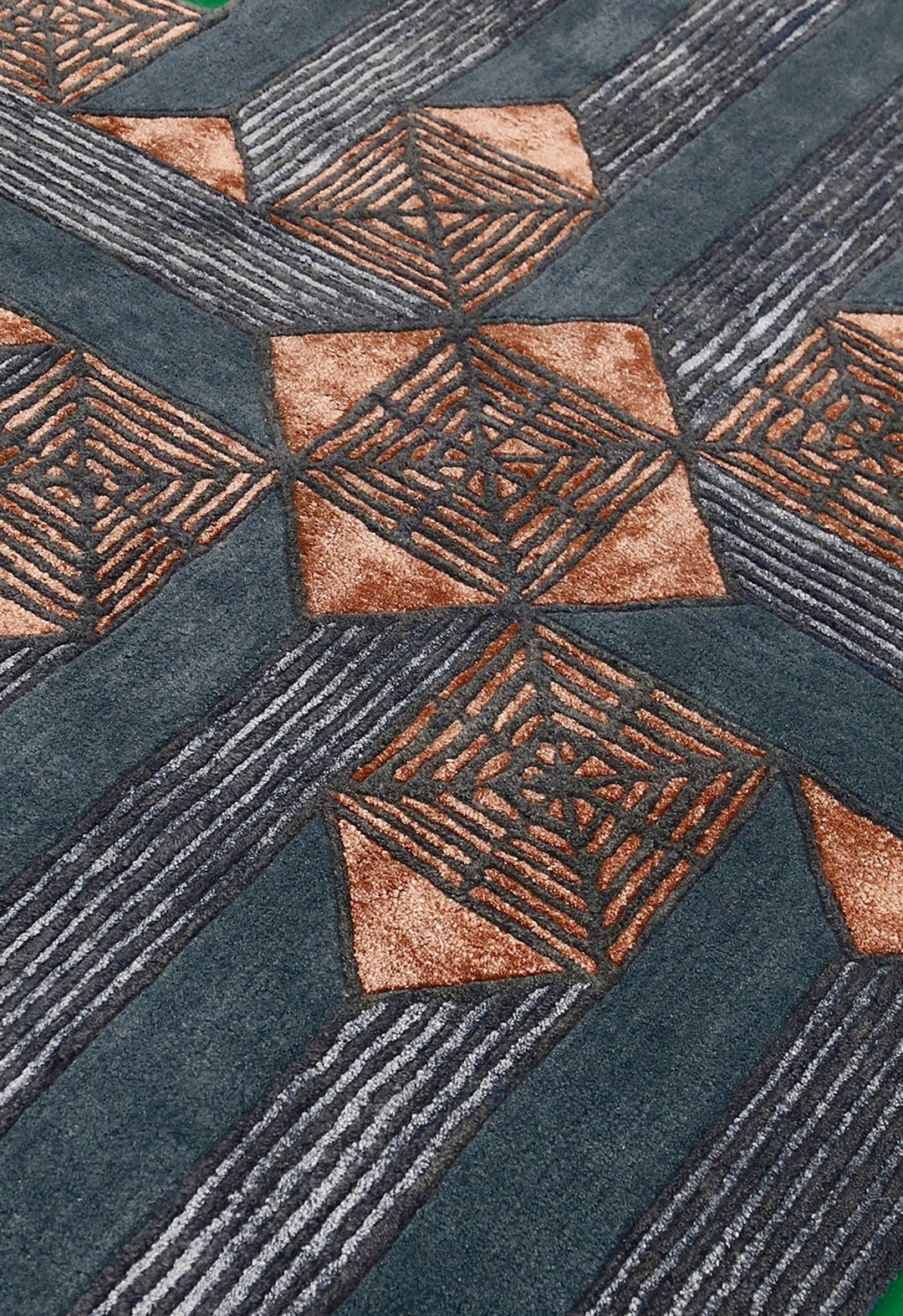 Empress Modern Geometrical Style Gray Hand Tufted 5x8 Wool Rug - The Rug Decor