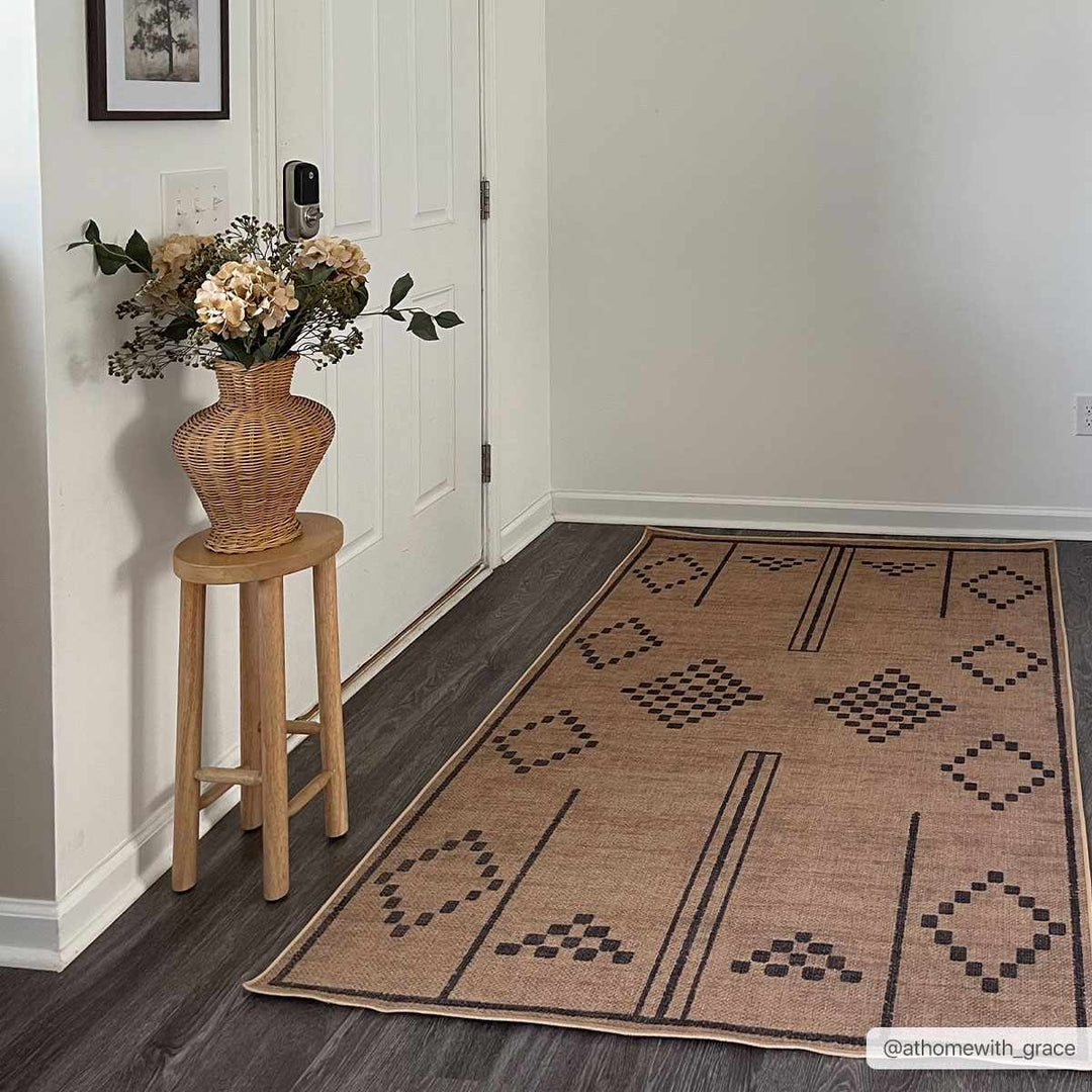 Fathi Traditional Style Tan And Taupe Washable Rug - The Rug Decor
