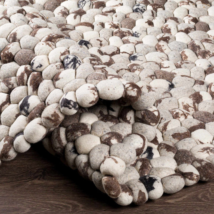 Fillmore Modern Style Gray And White Hand Woven Area Rug - The Rug Decor