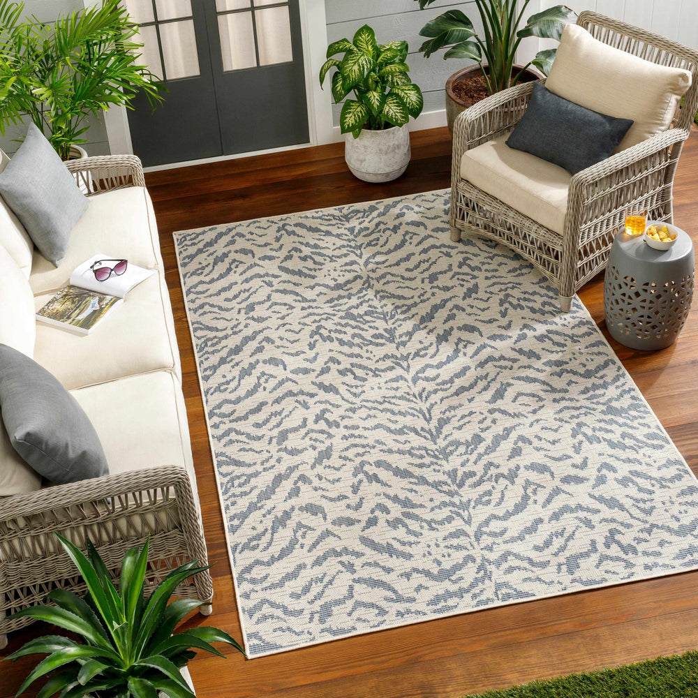 Friso Contemporary Abstract Blue And Ivory Area Rug - The Rug Decor