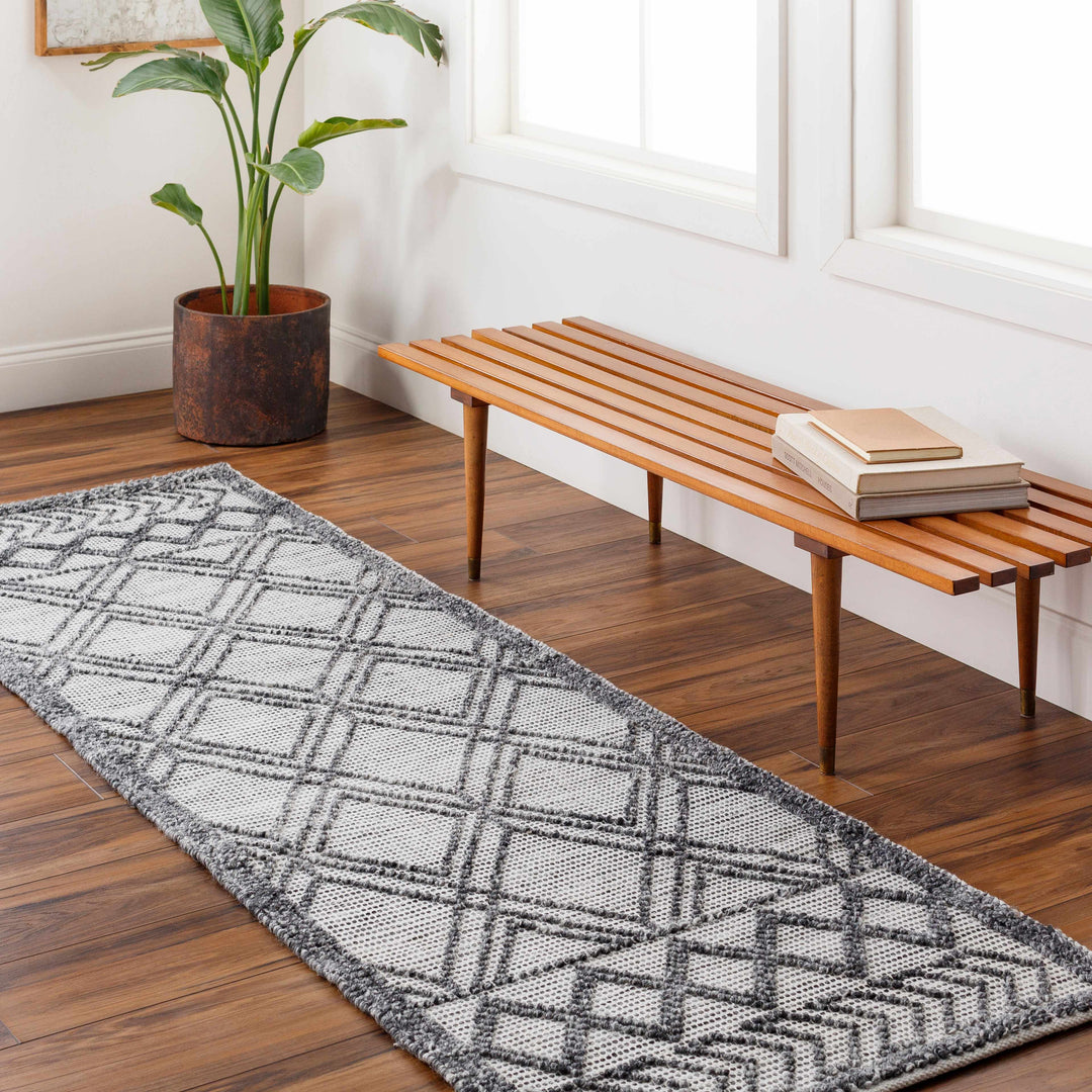 Gada Modern Geometric Design White And Black Hand Woven Rug