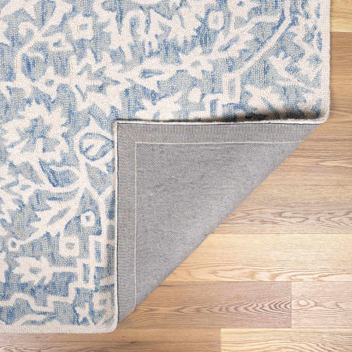 Gagebrook Traditional Blue And White Wool Area Rug - The Rug Decor