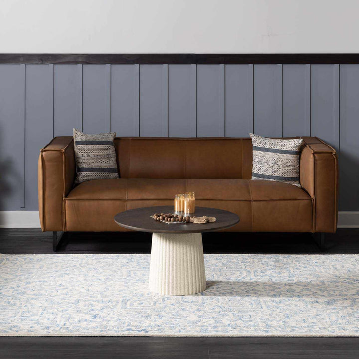 Gagebrook Traditional Blue And White Wool Area Rug - The Rug Decor