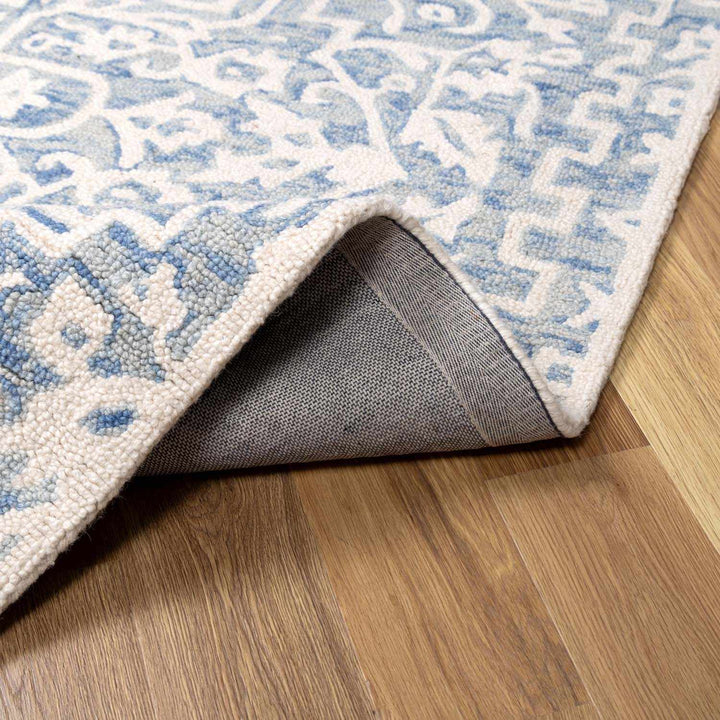 Gagebrook Traditional Blue And White Wool Area Rug - The Rug Decor