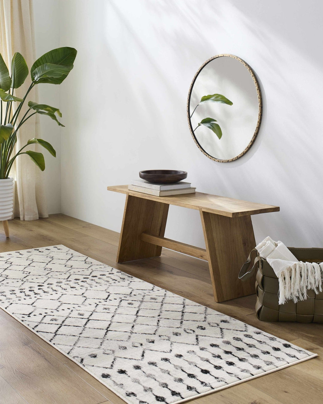 Geometrical chevron design Beige and Charcoal Tribal Trellis Multi Size Area Rug - The Rug Decor