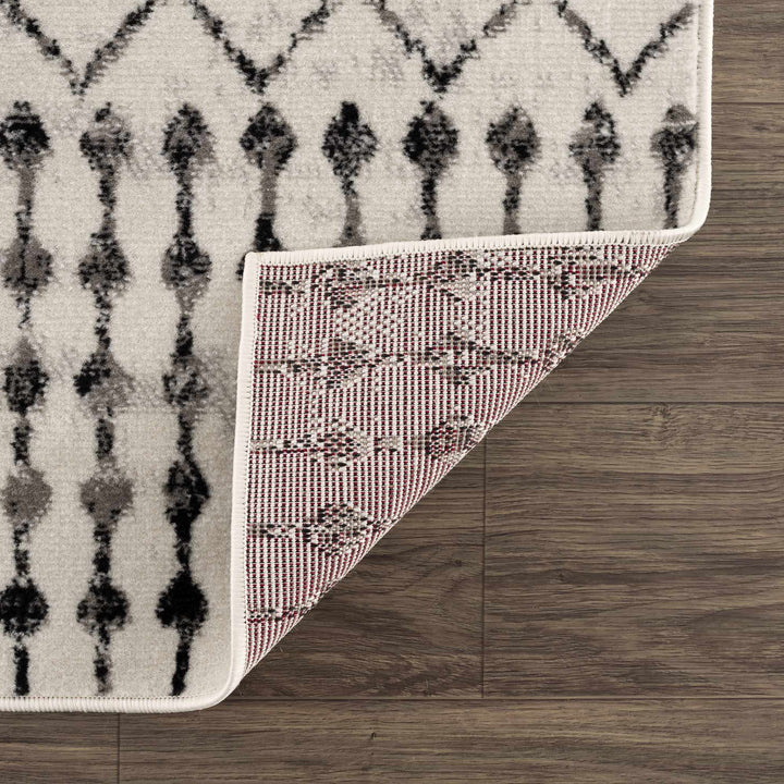 Geometrical chevron design Beige and Charcoal Tribal Trellis Multi Size Area Rug - The Rug Decor