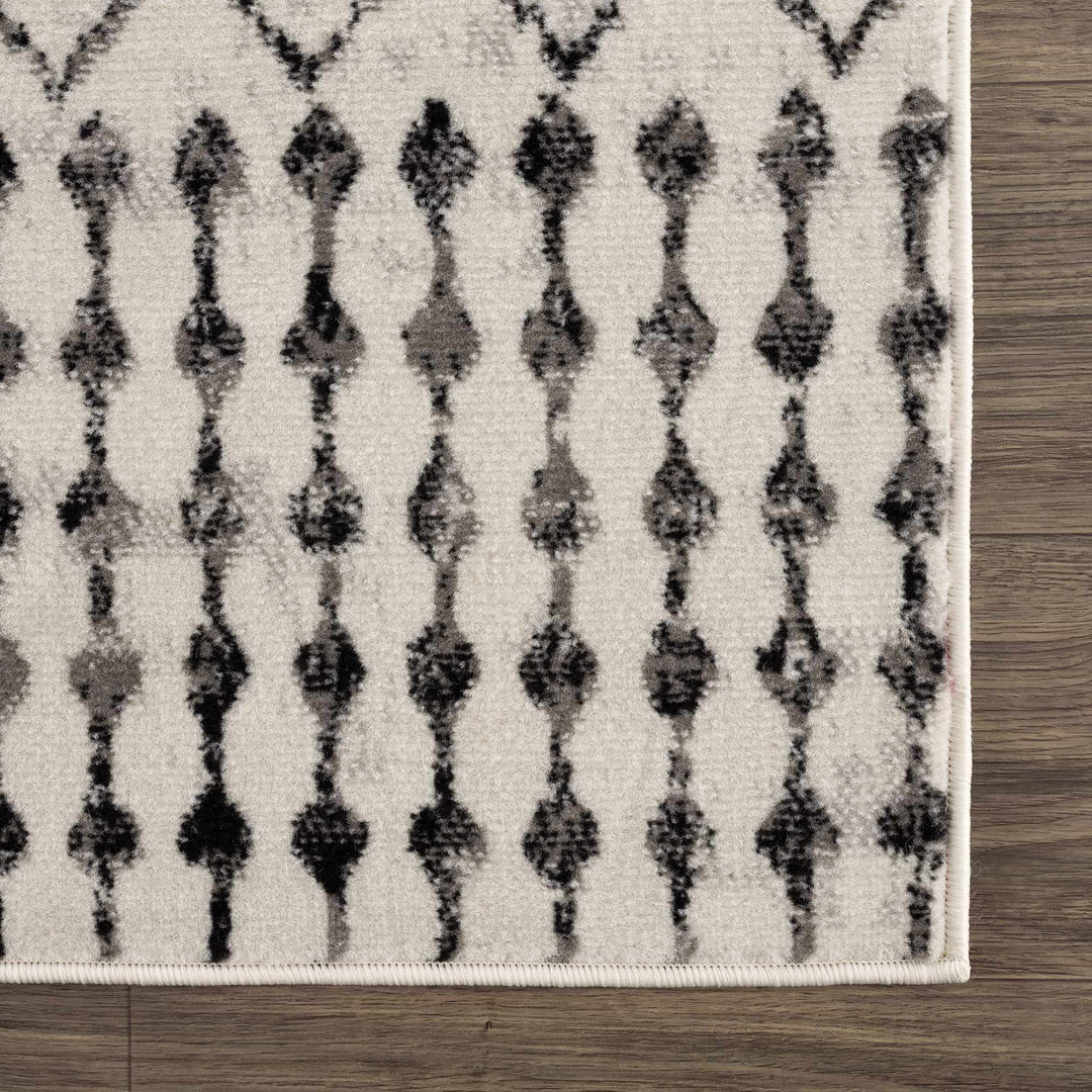 Geometrical chevron design Beige and Charcoal Tribal Trellis Multi Size Area Rug - The Rug Decor