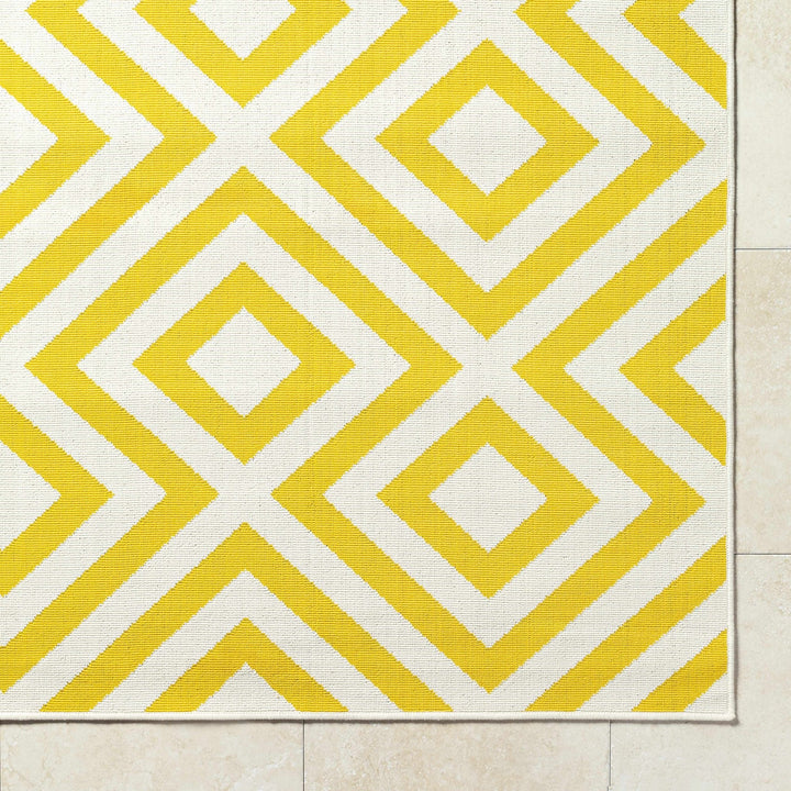 Geometrical Spilsby Yellow And White Machine Woven Outdoor Rug - The Rug Decor