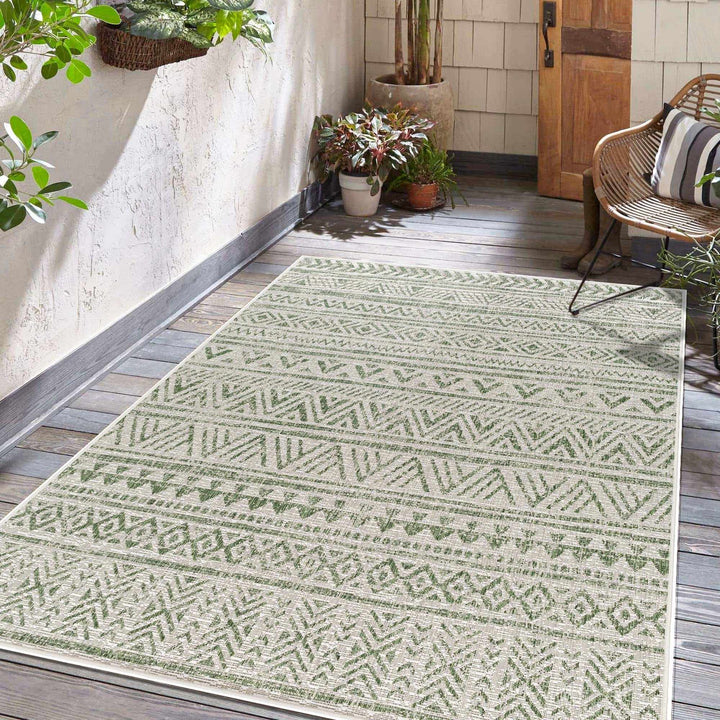 Novato Modern Geometric Design Green Outdoor Rug