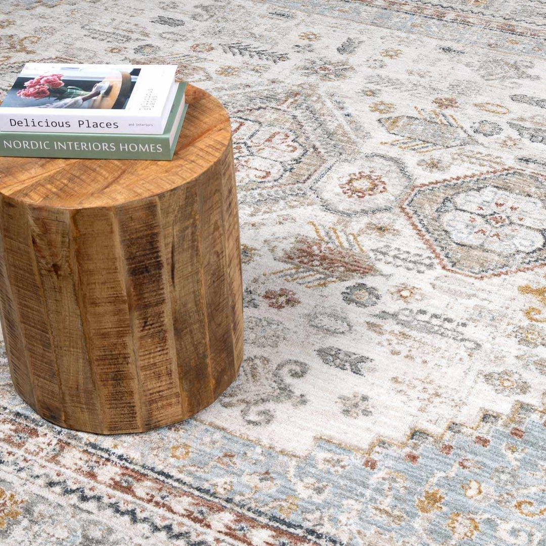 Gray And Cream Traditional Style Area Rug - The Rug Decor