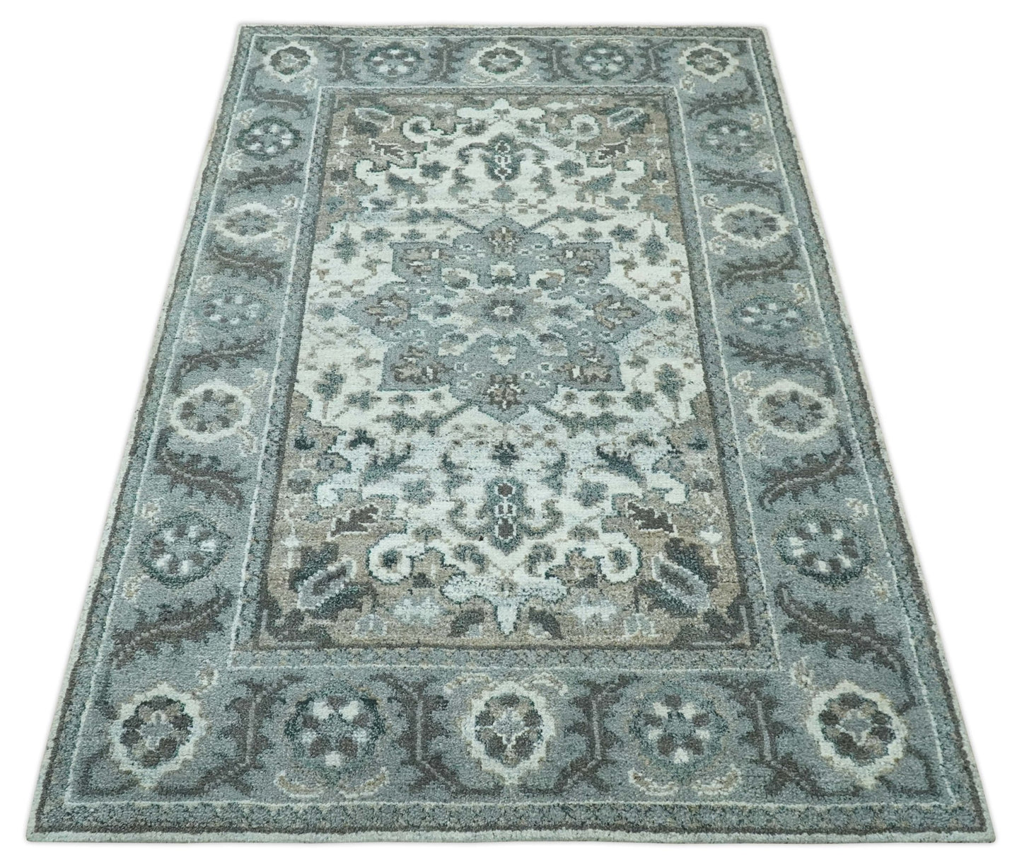 Gray and Ivory Traditional Heriz Hand Knotted 5x8 wool area rug - The Rug Decor