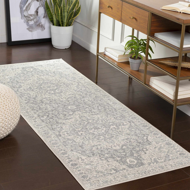 Guildhall Traditional Style Ivory And Gray Area Rug - The Rug Decor