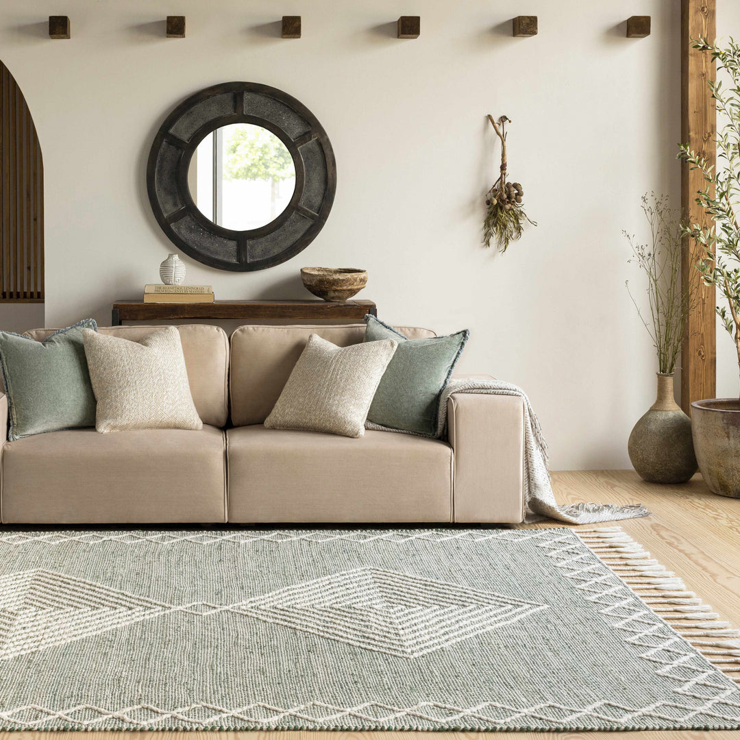 Guiuan Contemporary Geometrical Green And Ivory Rug