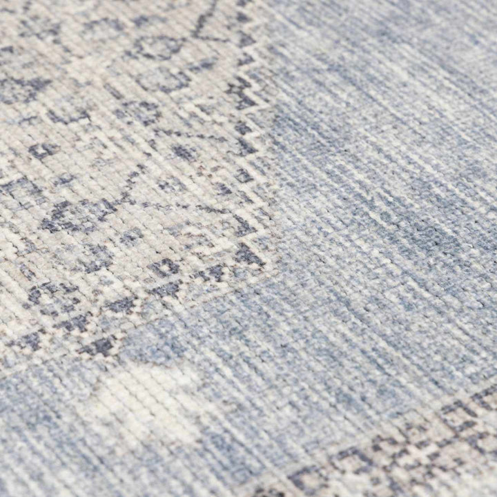 Haide Traditional Style Gray And Ivory Area Rug - The Rug Decor