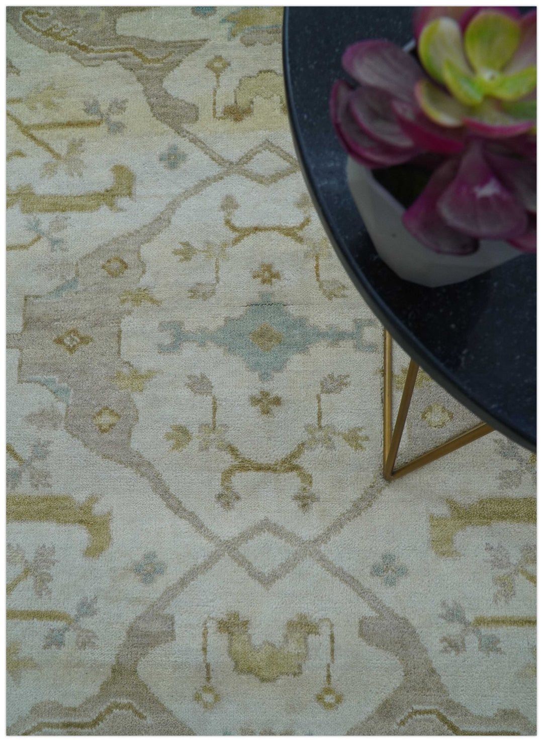 Hand Knotted Beige And Blue Traditional Oushak Design 6x9 Wool Rug - The Rug Decor