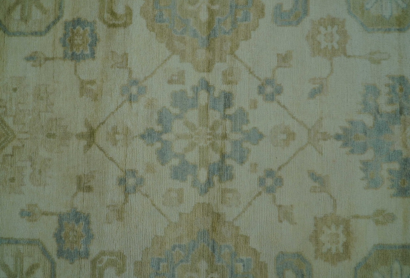 Hand Knotted Ivory And Blue Traditional Oushak Design 8x10 Wool Area Rug - The Rug Decor