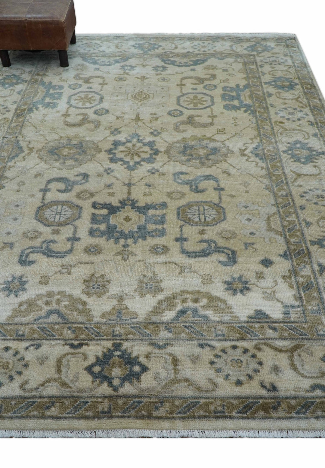 Hand Knotted Traditional Oushak Design Ivory And Gray 6x9 Wool Rug - The Rug Decor